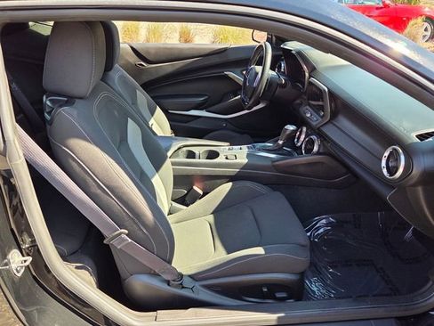 Used 2017 Chevrolet Camaro SS image 19