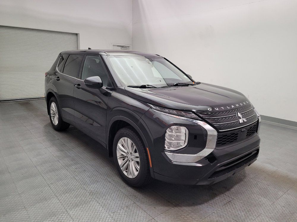 Used 2022 Mitsubishi Outlander ES AWD/4WD image 13
