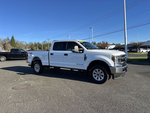 Used 2022 Ford F250 XLT image 7