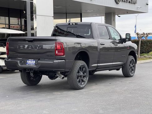 New 2026 RAM 2500 Laramie AWD/4WD image 11