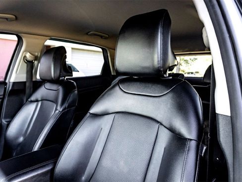 Used 2023 Kia Sportage EX image 13