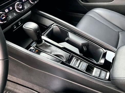 Used 2024 Honda Accord Sport image 17