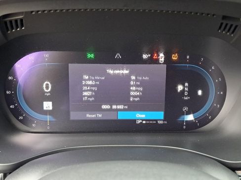 Used 2023 Volvo XC60 B5 Core image 18