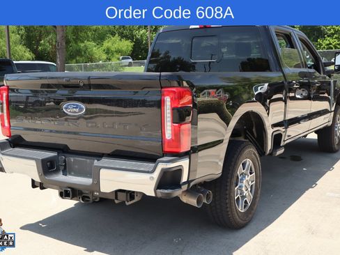 Used 2024 Ford F250 Lariat AWD/4WD image 3