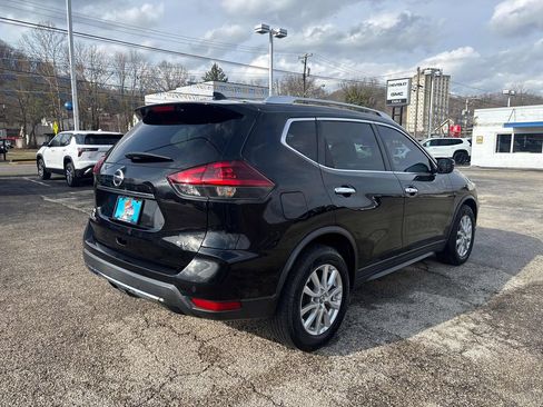 Used 2019 Nissan Rogue SV image 5