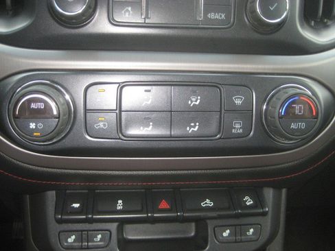 Used 2020 GMC Canyon All Terrain w/ Trailering Package image 19