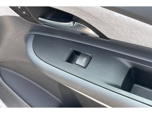 Used 2017 Chevrolet Bolt Premier w/ Driver Confidence II Package FWD image 21