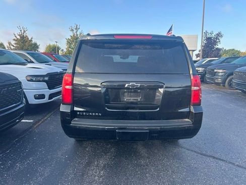 Used 2019 Chevrolet Suburban LT AWD/4WD image 3