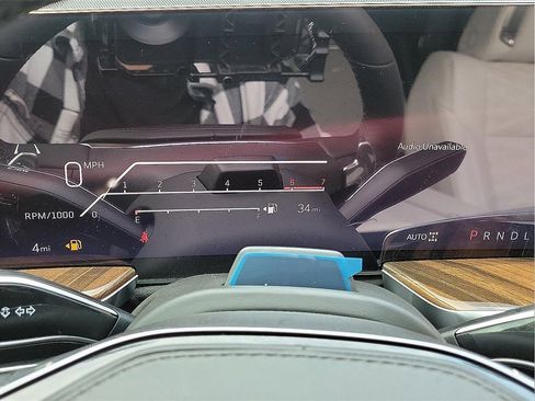 New 2026 Cadillac Escalade Platinum Luxury w/ LPO, Floor Liner Package image 17