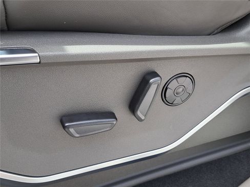 New 2026 Ford F350 Platinum w/ Platinum Plus Package image 19