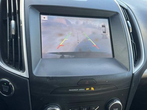 Certified 2019 Ford Edge SEL w/ Equipment Group 201A image 24