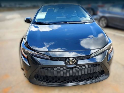 Used 2021 Toyota Corolla LE FWD image 14