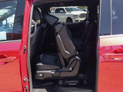 Used 2023 Honda Odyssey Sport image 39