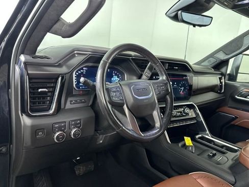 Used 2024 GMC Sierra 2500 Denali Ultimate image 13