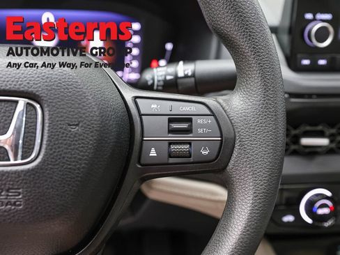 Used 2025 Honda Accord SE image 16