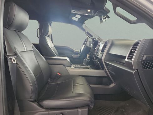 Used 2019 Ford F150 XLT w/ Equipment Group 302A Luxury AWD/4WD image 19