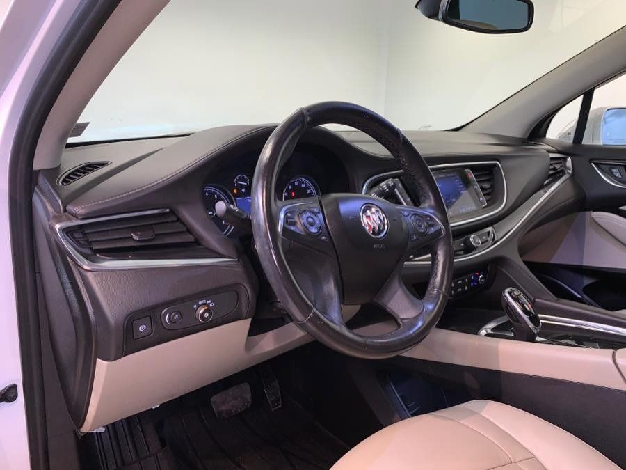 Used 2020 Buick Enclave Premium w/ Sun and Sites Package AWD/4WD image 11