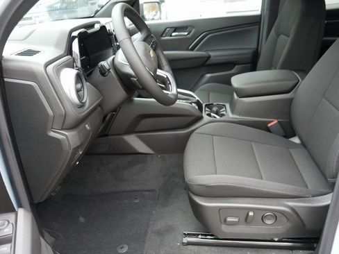 New 2026 Chevrolet Colorado LT image 8