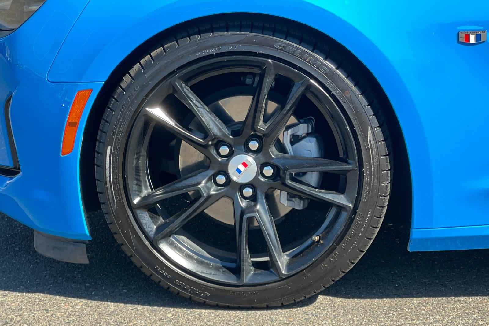 Used 2023 Chevrolet Camaro LT RWD image 29