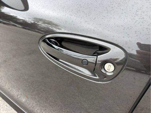 Used 2016 Porsche Panamera GTS image 15