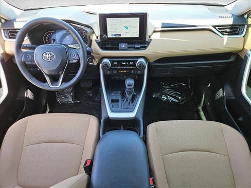 Used 2025 Toyota RAV4 XLE w/ Convenience Package FWD image 24