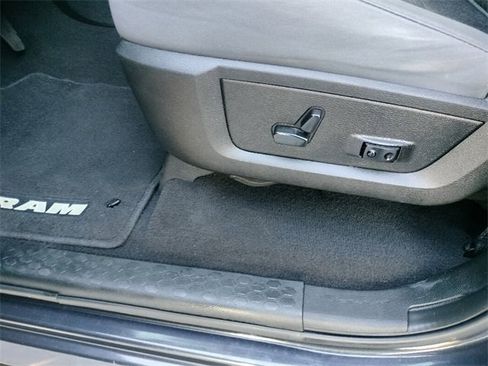 Used 2020 RAM 1500 Classic Warlock image 24