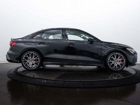 New 2026 Audi RS 3 image 3