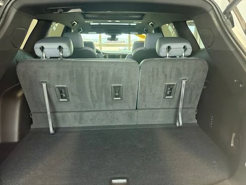 Used 2023 Buick Enclave Essence w/ Experience Buick Package AWD/4WD image 19