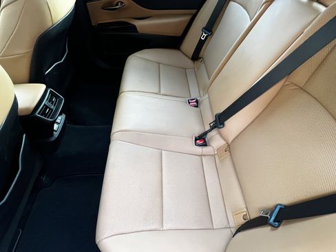 Certified 2023 Lexus ES 350 w/ Premium Package image 32