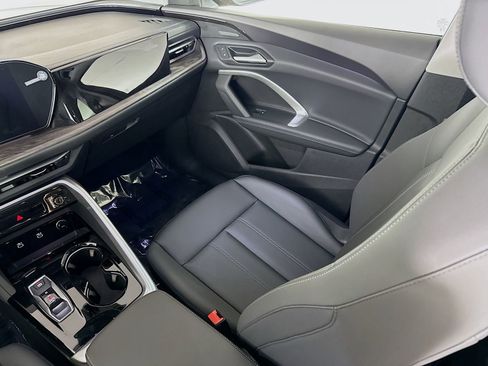 New 2025 Audi Q5 Premium Plus image 24