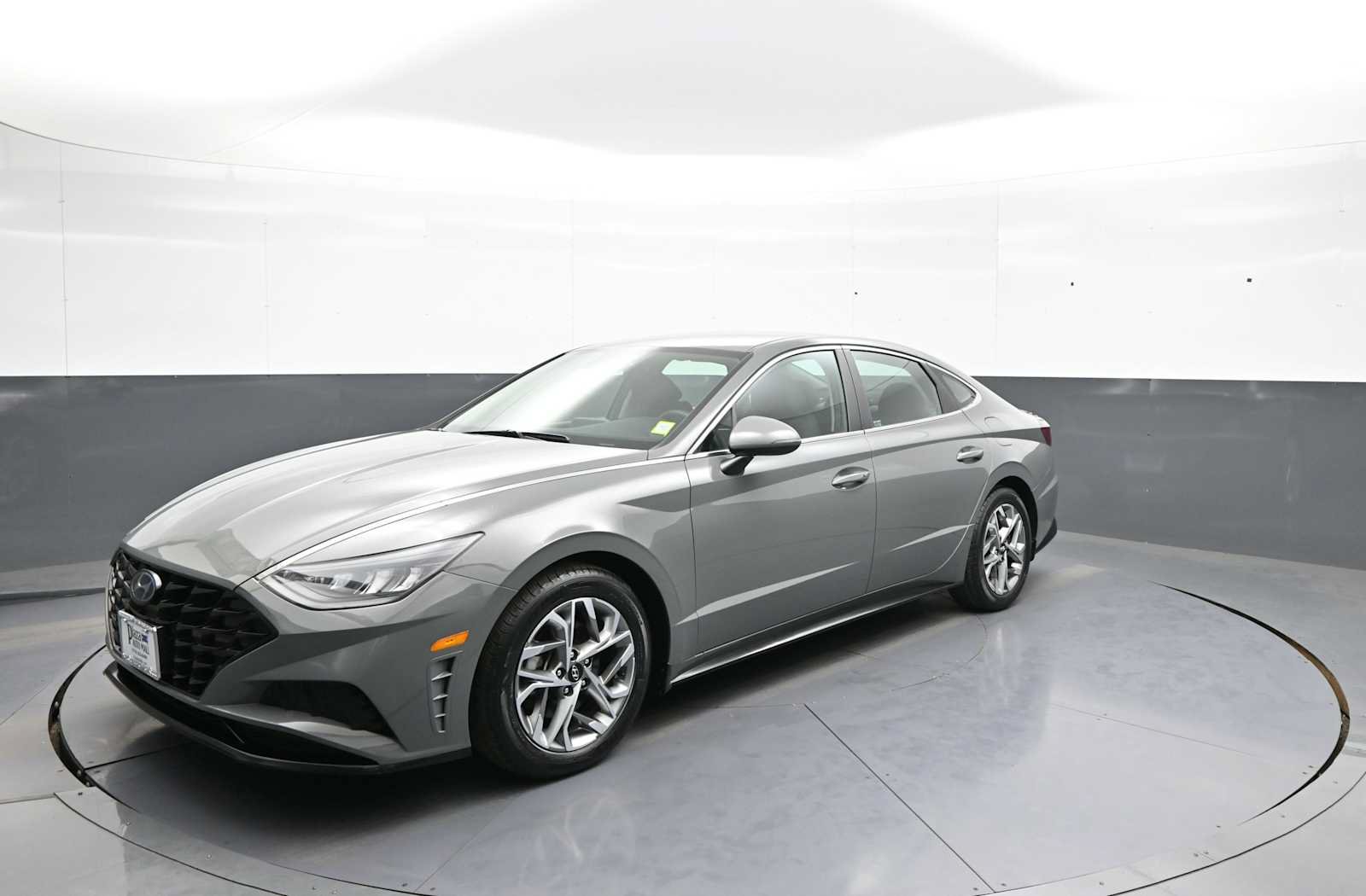 Used 2021 Hyundai Sonata SEL w/ Winter Weather Package FWD image 10