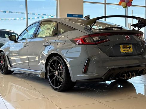 New 2025 Honda Civic Type R image 5