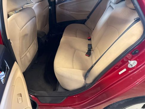 Used 2012 Hyundai Sonata Hybrid FWD image 11