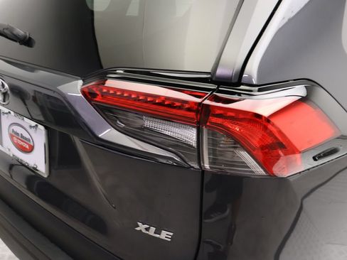 Used 2025 Toyota RAV4 XLE w/ Convenience Package FWD image 9