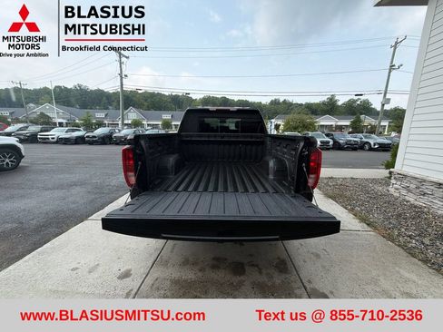 Used 2024 GMC Sierra 1500 Elevation AWD/4WD image 11