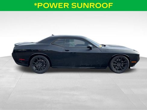 Used 2018 Dodge Challenger T/A image 6