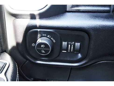 Used 2024 RAM 2500 Laramie image 19