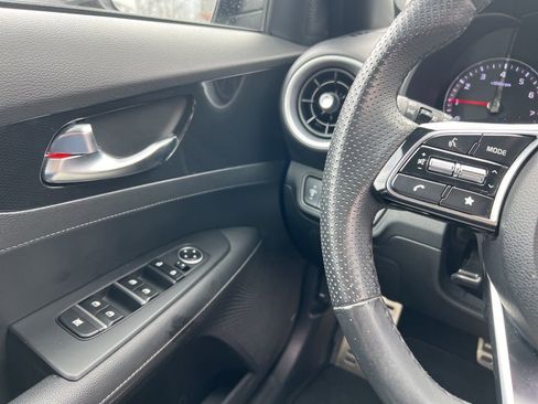 Used 2023 Kia Forte GT-Line w/ GT-Line Premium Package image 19