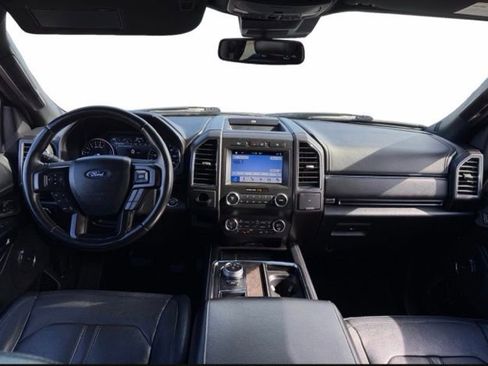 Used 2019 Ford Expedition Limited w/ Equipment Group 301A image 12
