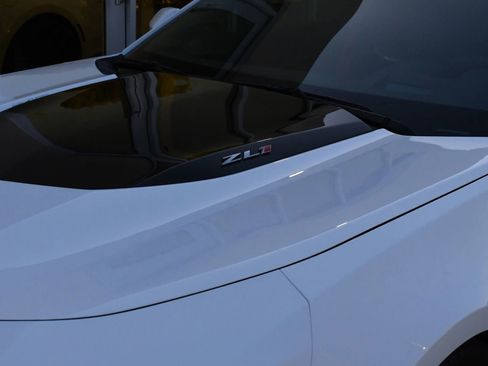 Used 2018 Chevrolet Camaro ZL1 image 6