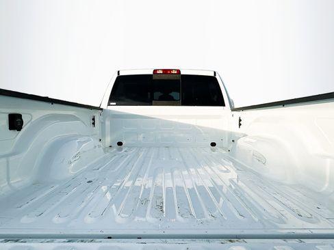 Used 2024 RAM 2500 Laramie image 30