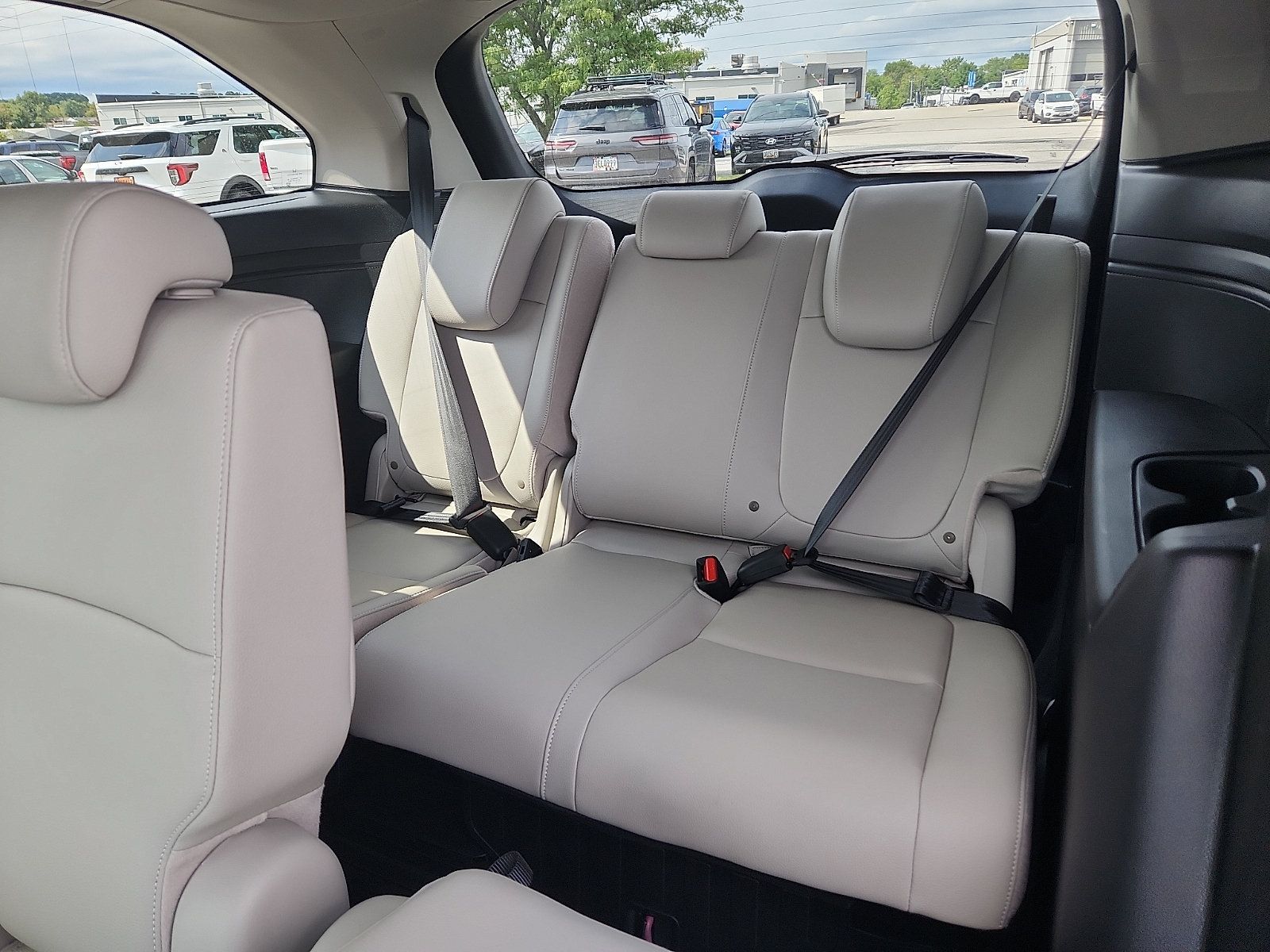 New 2027 Honda Odyssey EX-L image 7