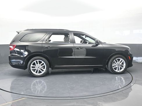 Used 2023 Dodge Durango GT image 7