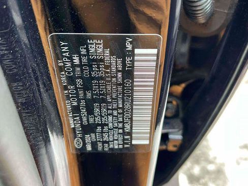 Used 2024 Hyundai Tucson Limited image 17