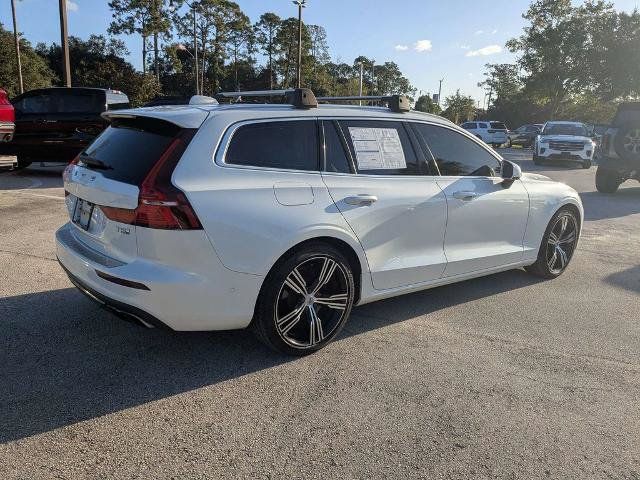 Used 2020 Volvo V60 T5 Inscription FWD image 4