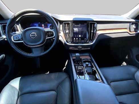 Used 2024 Volvo S60 B5 Plus FWD image 16