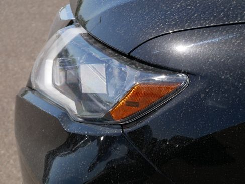 Used 2019 Nissan Rogue SV AWD/4WD image 16