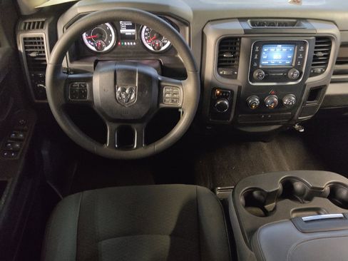 Used 2018 RAM 1500 Express w/ Express Value Package RWD image 22