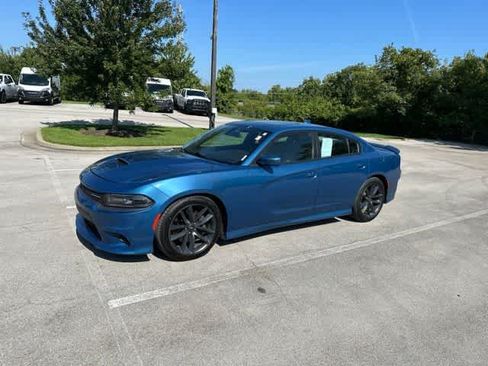 Certified 2020 Dodge Charger GT w/ Performance Handling Group RWD image 13