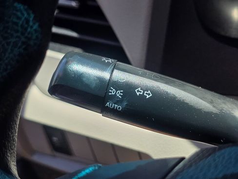 Used 2016 Toyota Sienna LE FWD image 45